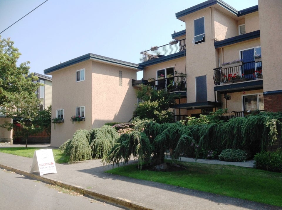 9 101 St Lawrence Street Victoria Apartment Condo For